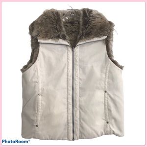 Snow White & Brown Reversible Faux Fur Winter Vest Size M HP